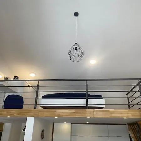 The View - To Door *