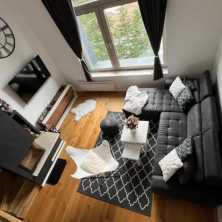 The View - To Door *